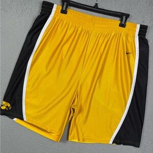 Vintage‎ y2k Nike university of Iowa Hawkeyes Shorts